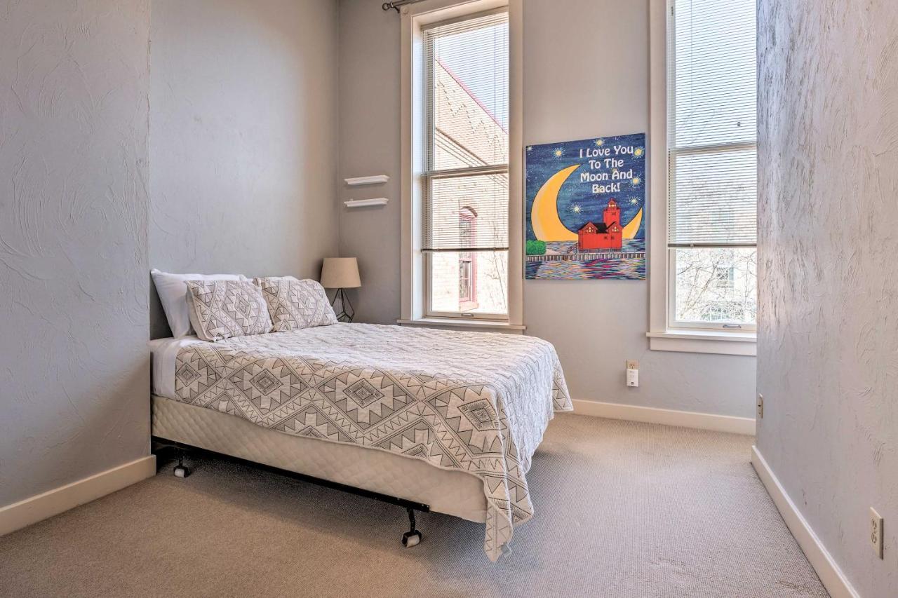 شقة Charming Dtwn Holland Escape Above Crust 54! المظهر الخارجي الصورة
