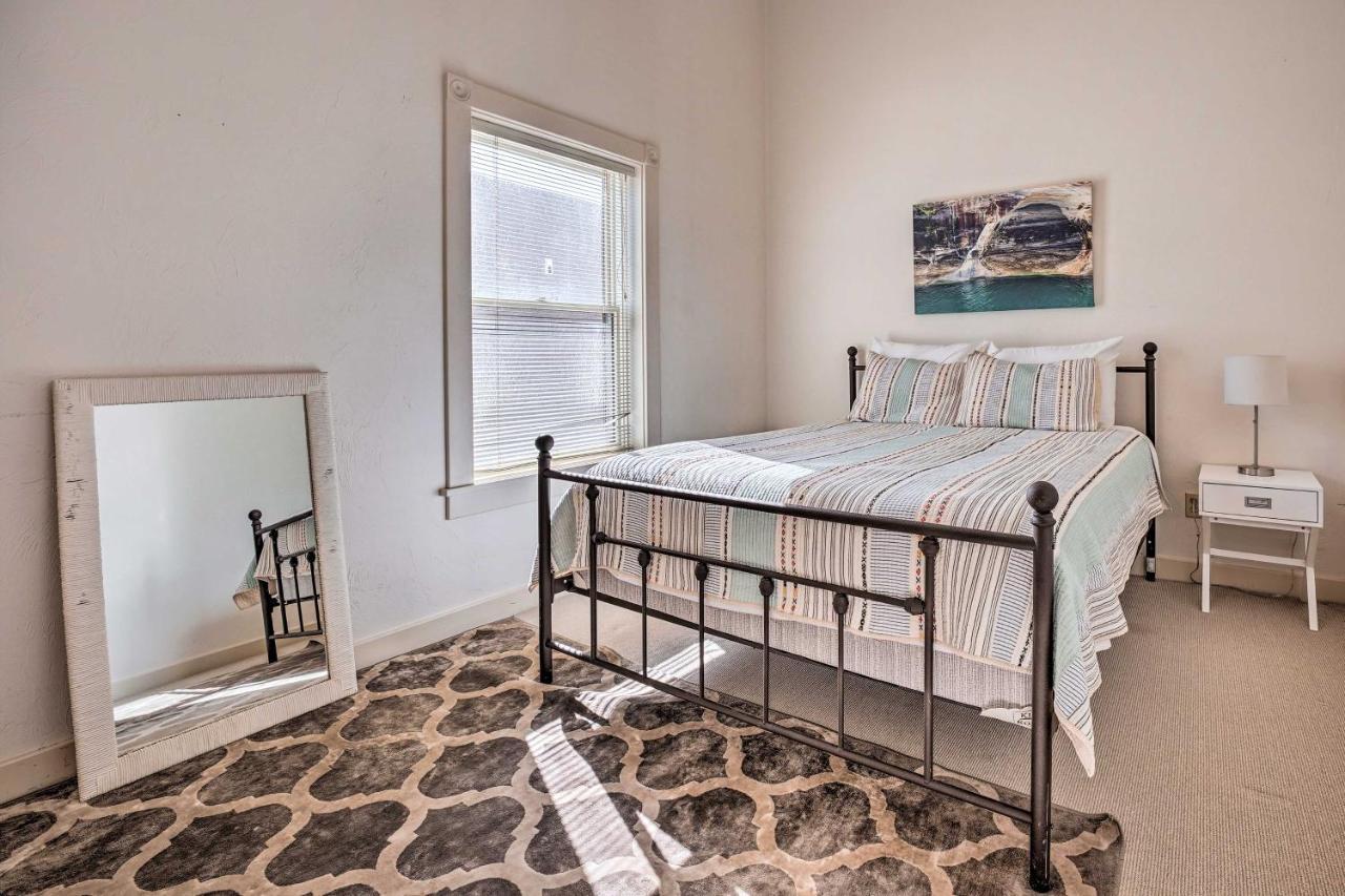 شقة Charming Dtwn Holland Escape Above Crust 54! المظهر الخارجي الصورة